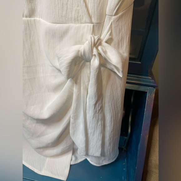 White Birch White Dress - Size 1X - Picture 2 of 6